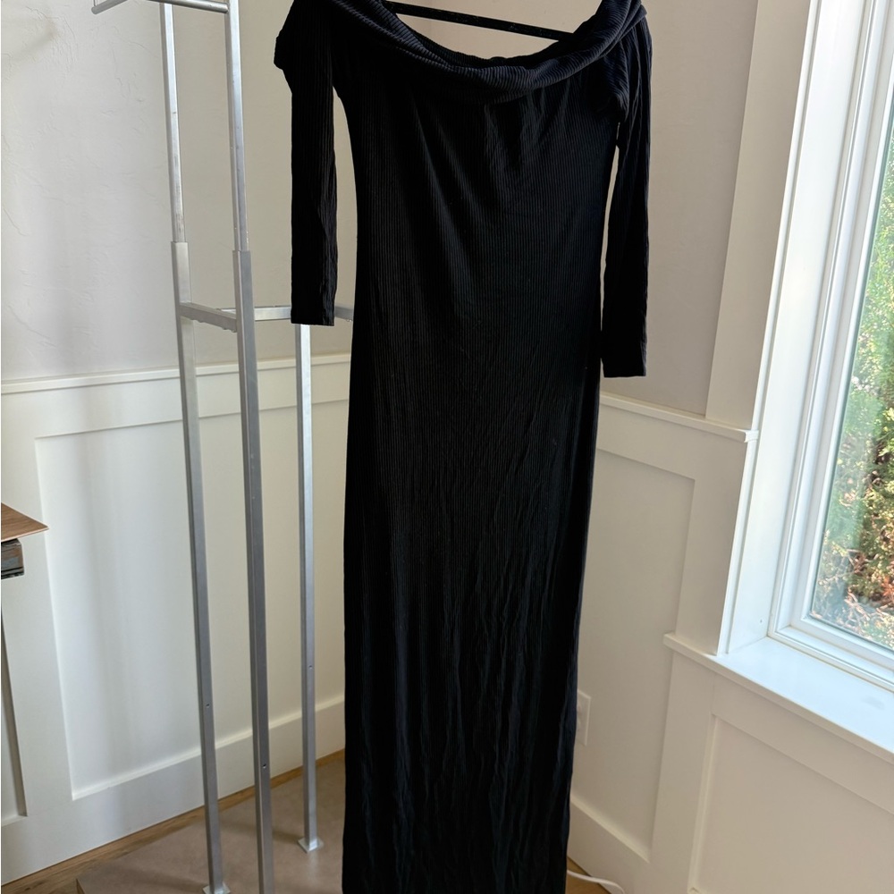 Privacy Please Black Ribbed Off-Shoulder Sheath Dress Medium - Picture 3 of 4